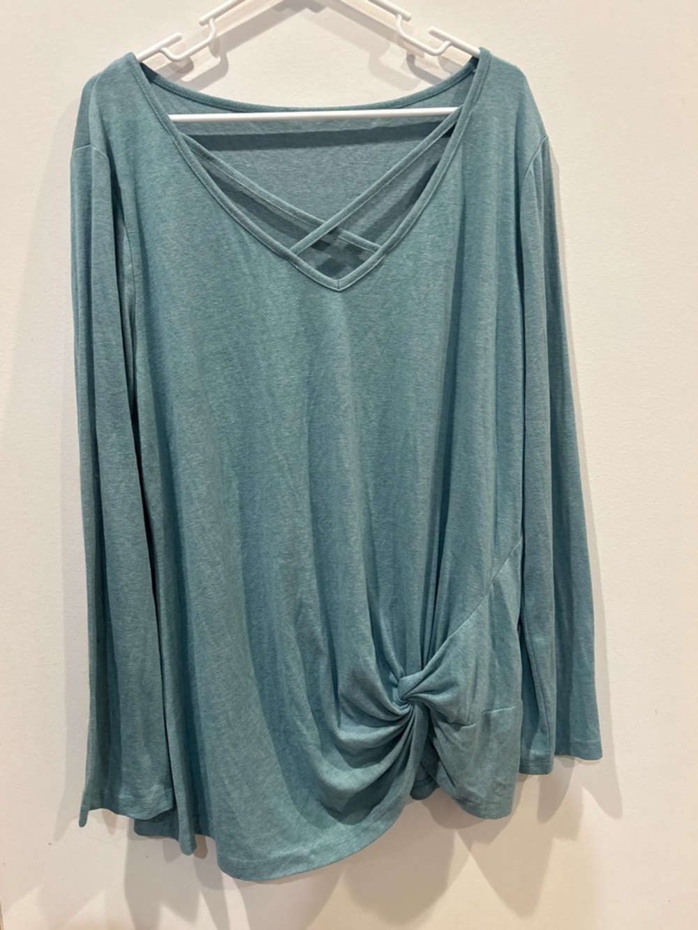 XL Women's Teal Twist-Front Long Sleeve Top